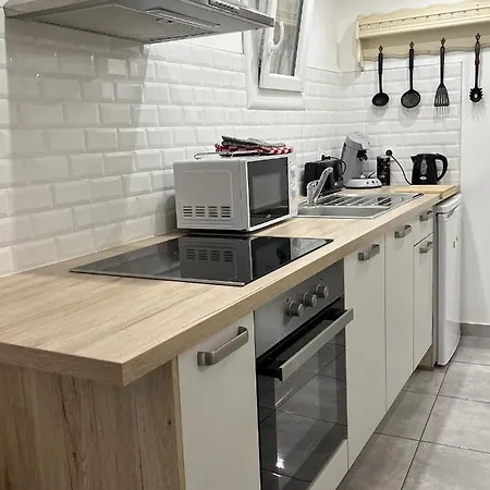 - 2 Personnes - Classe Apartment Maureillas
